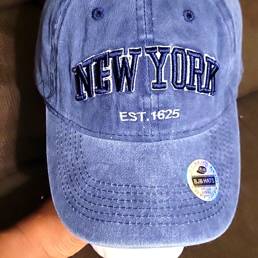 VINTAGE BJB NEW YORK EST. 1625 SUN PROTECTOR ADJUSTABLE CLASP NAVY BLUE CAP
